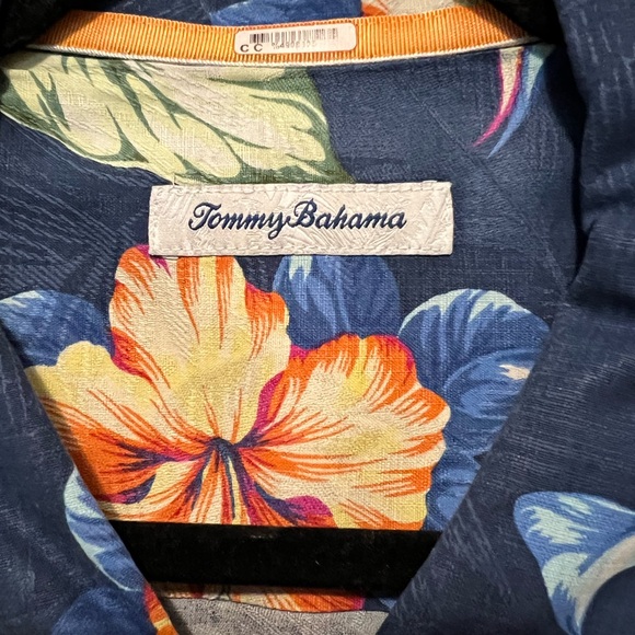 Tommy Bahama Men's Navy and Orange Floral Shirt - Picture 2 of 5
